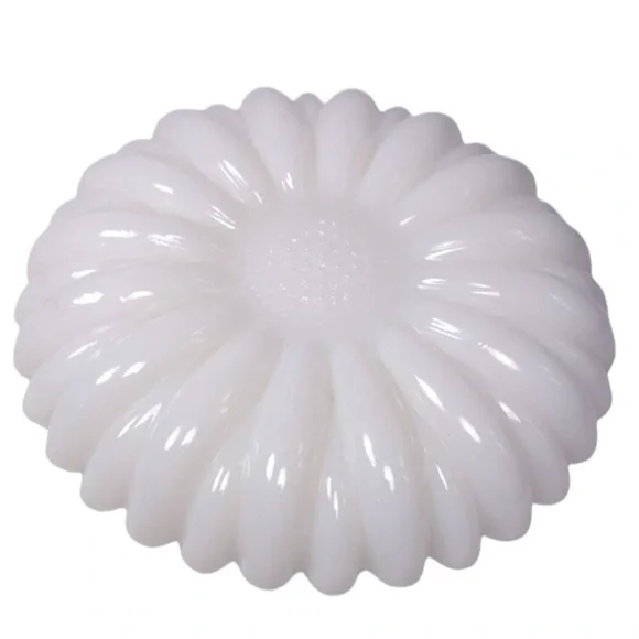 Hazel Atlas Vintage Nesting Daisy Ashtray Opaque White Milk Glass Flower… - Picture 7 of 10